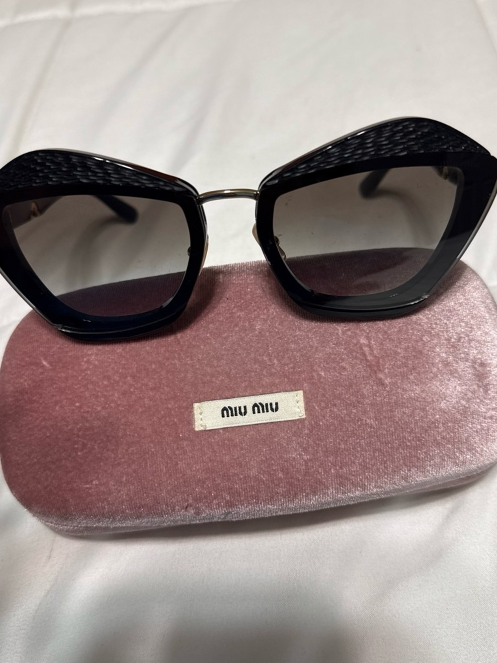 Miu Miu Black Cat-Eye Sunglasses with Gradient Lenses